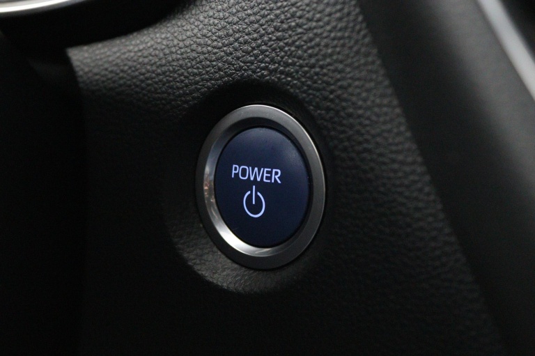 Toyota Corolla Touring Sports - 2.0 Hybrid Trek 41