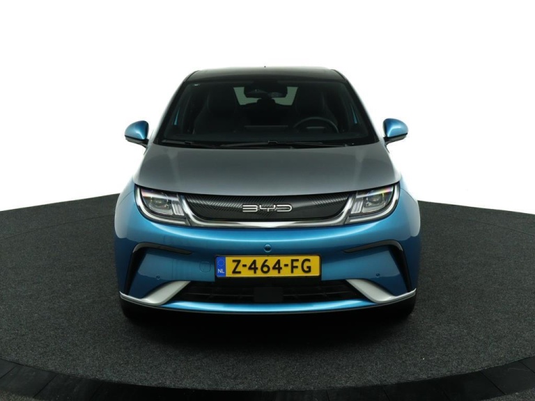 BYD DOLPHIN - Design 60.4 kWh 16