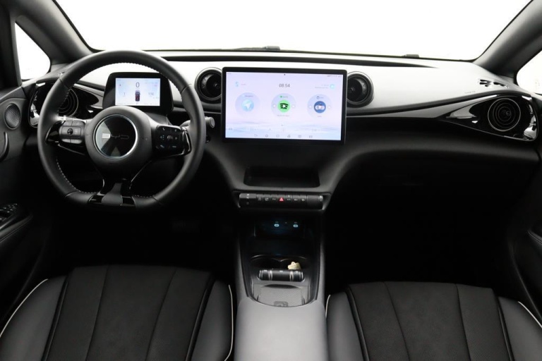 BYD DOLPHIN - Design 60.4 kWh 4