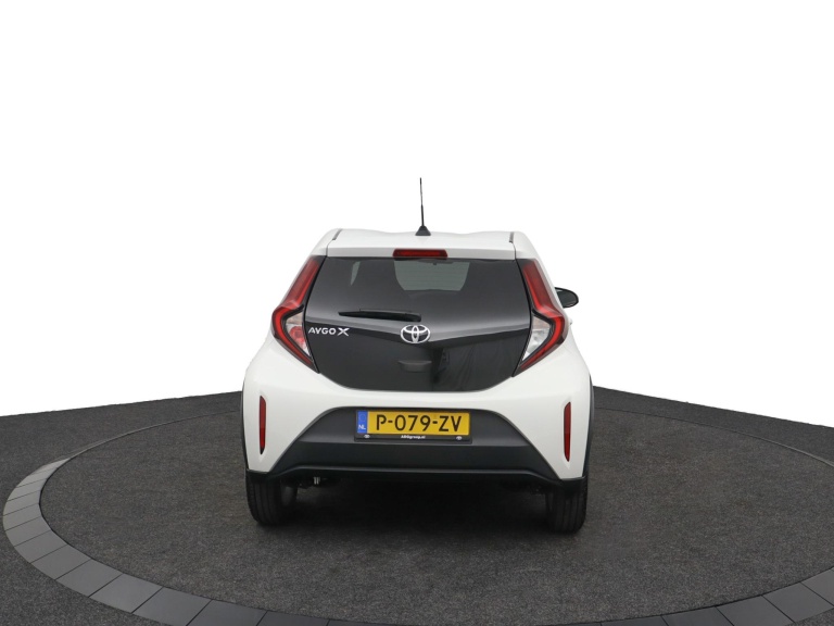 Toyota Aygo X - 1.0 VVT-i S-CVT first 46
