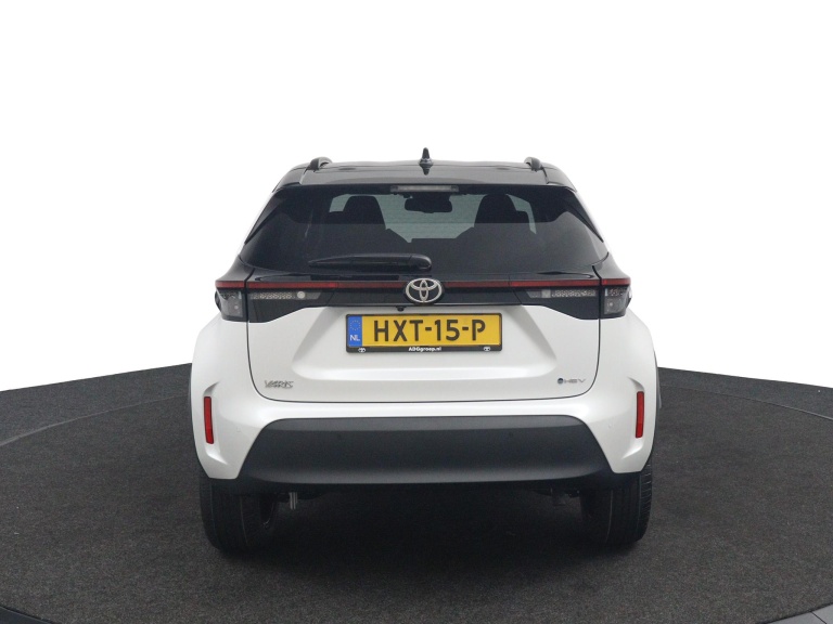 Toyota Yaris Cross - 1.5 Hybrid 130 Executive 8