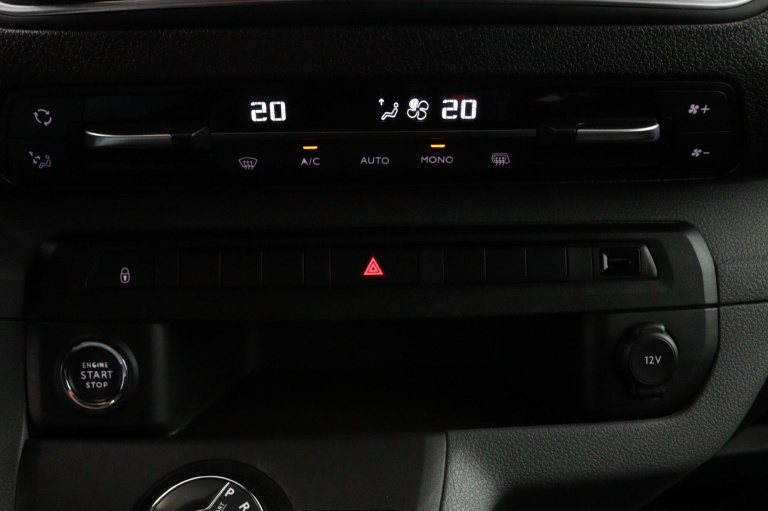 Toyota Proace Dubbele Cabine - Dubbele Cabine 2.0 D-4D 177pk Prof Automaat 17