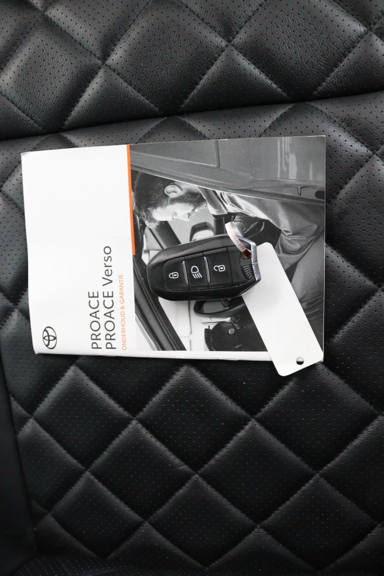 Toyota Proace Dubbele Cabine - Dubbele Cabine 2.0 D-4D 177pk Prof Automaat 29