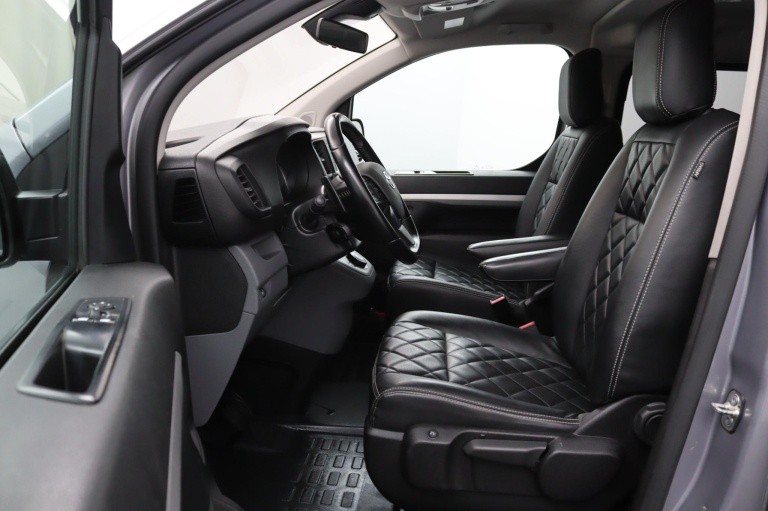 Toyota Proace Dubbele Cabine - Dubbele Cabine 2.0 D-4D 177pk Prof Automaat 9