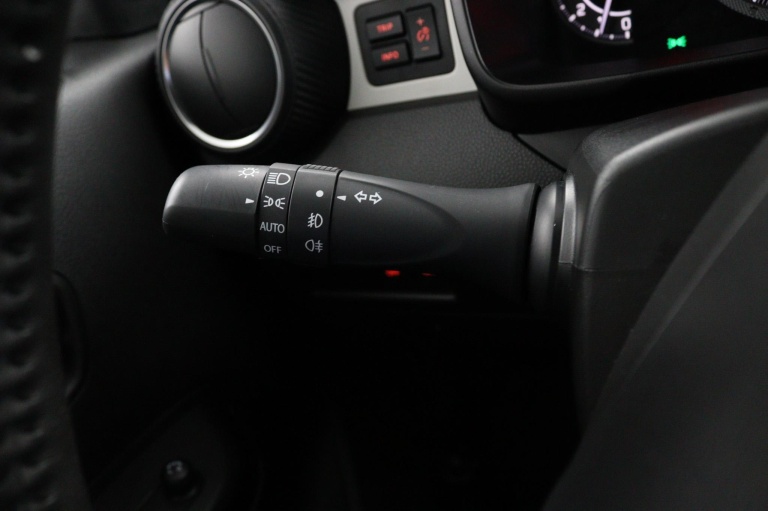 Suzuki Ignis - 1.2 Smart Hybrid Style 21