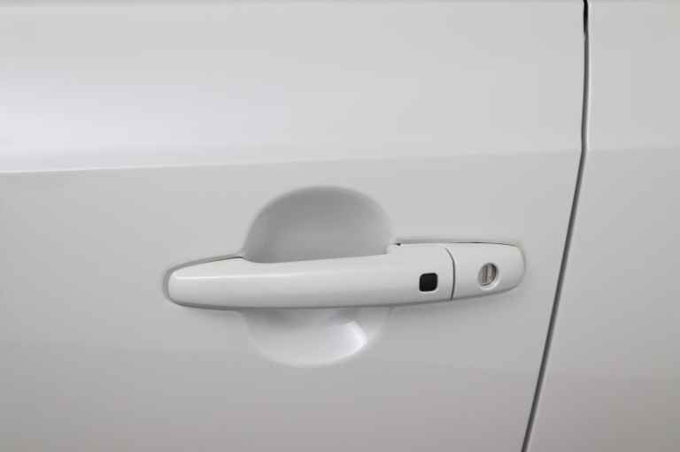 Suzuki Ignis - 1.2 Smart Hybrid Style 37