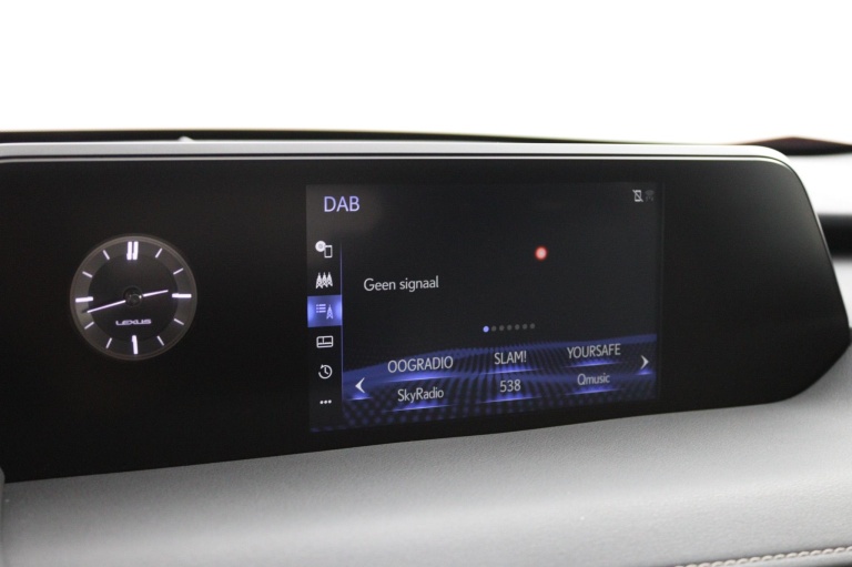 Lexus UX - 250h Business Line 45