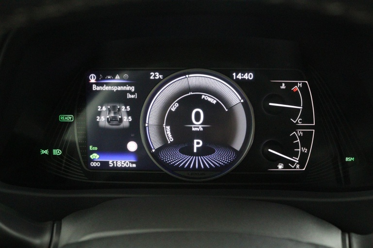 Lexus UX - 250h Business Line 6