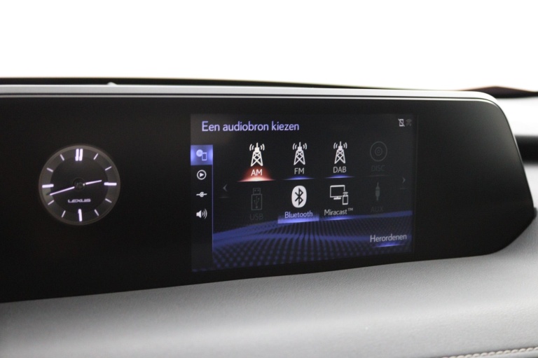 Lexus UX - 250h Business Line 7