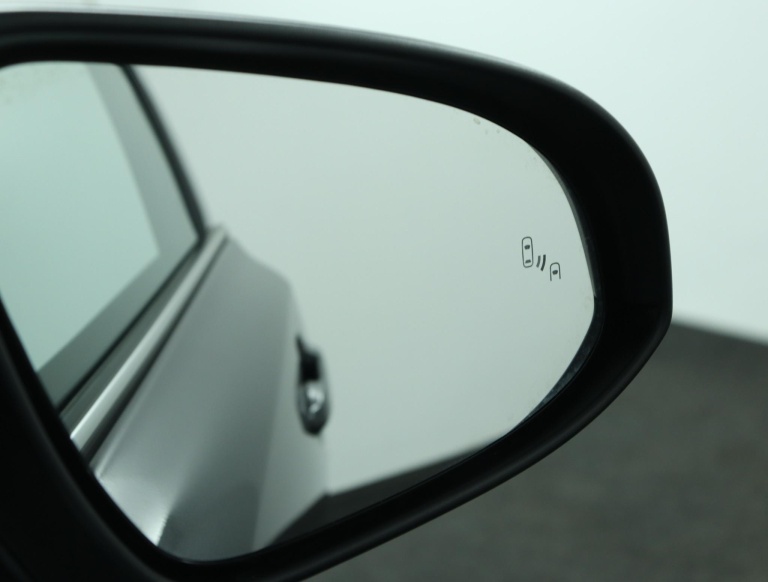 Toyota C-HR - 1.8 Hybrid Executive 44