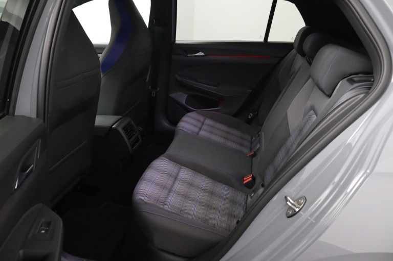 Volkswagen Golf - 1.4 eHybrid GTE 17