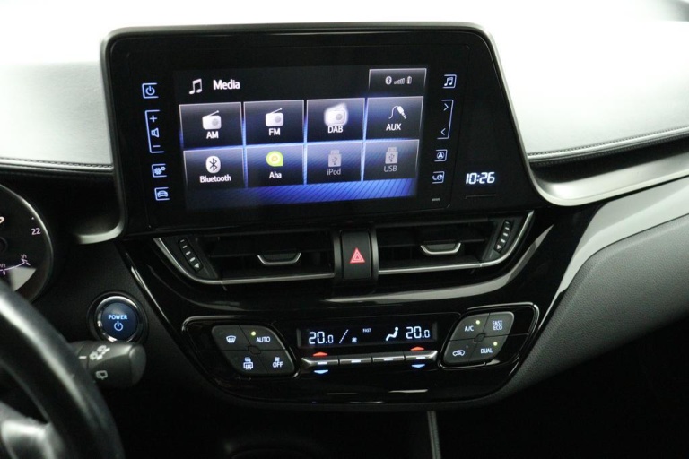 Toyota C-HR - 1.8 Hybrid Dynamic 8