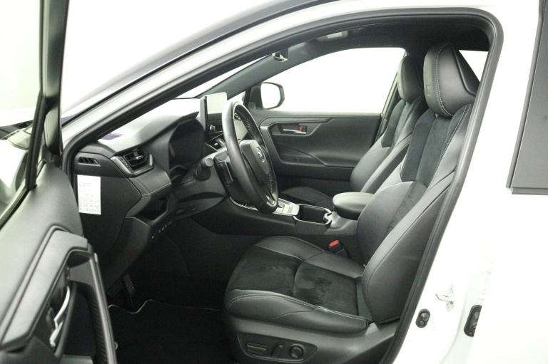 Toyota RAV4 - 2.5 Hybrid AWD GR SPORT 17