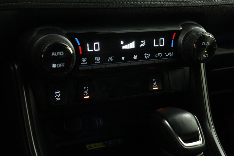 Toyota RAV4 - 2.5 Hybrid AWD GR SPORT 7