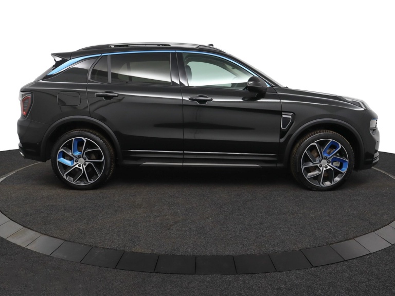 Lynk & Co 01 - 1.5 13
