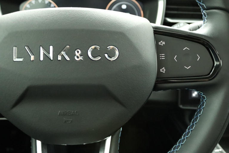 Lynk & Co 01 - 1.5 21