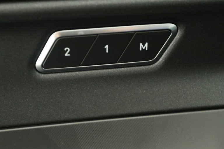 Lynk & Co 01 - 1.5 30