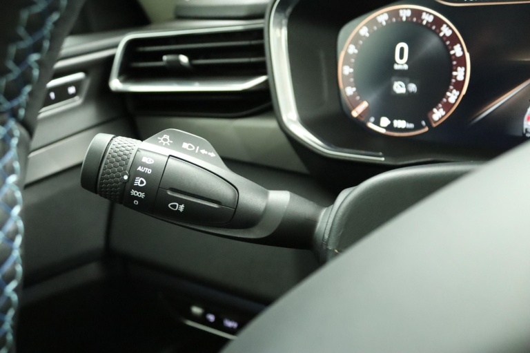 Lynk & Co 01 - 1.5 31