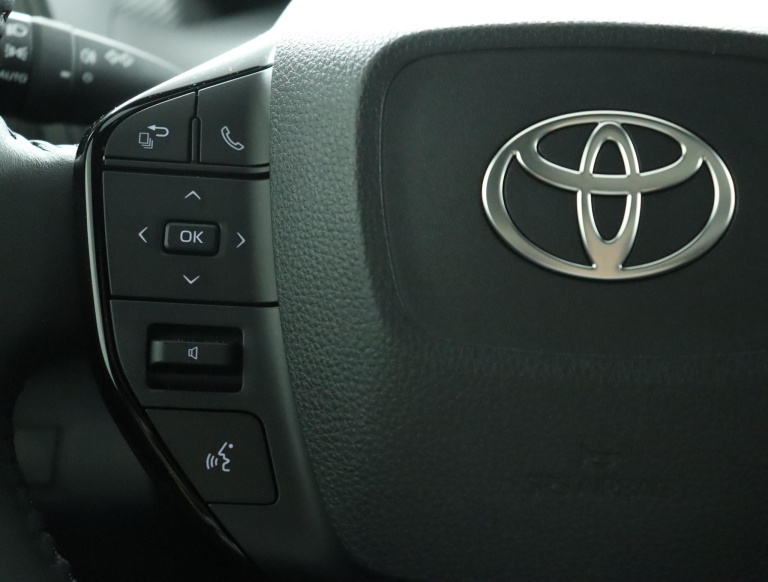 Toyota bZ4X - Dynamic 71 kWh 19