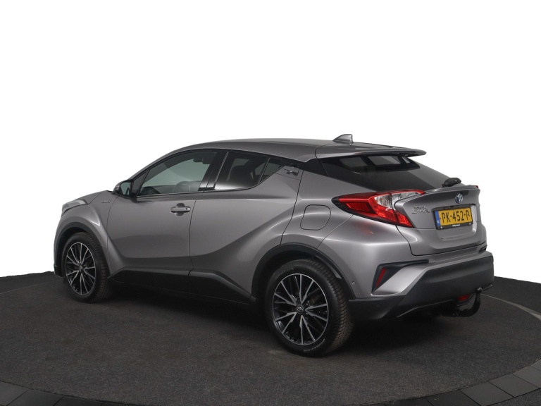 Toyota C-HR - 1.8 Hybrid Executive 12