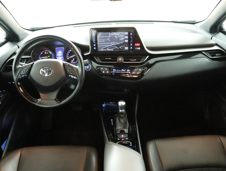 Toyota C-HR - 1.8 Hybrid Executive 4