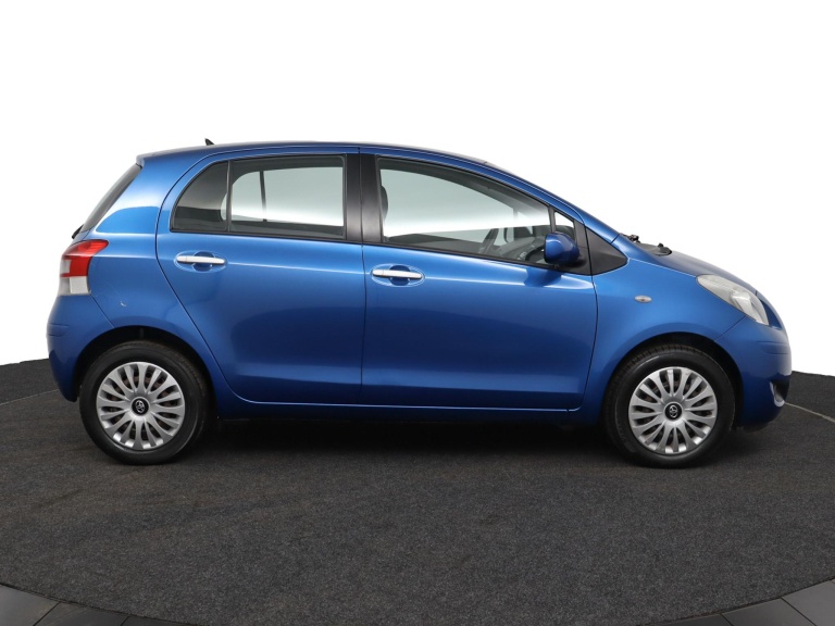 Toyota Yaris - 1.3 VVTi Aspiration 12