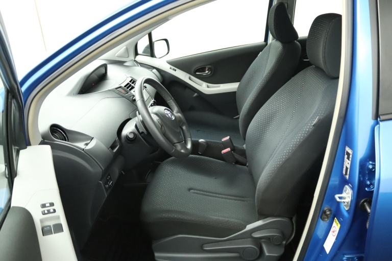 Toyota Yaris - 1.3 VVTi Aspiration 16
