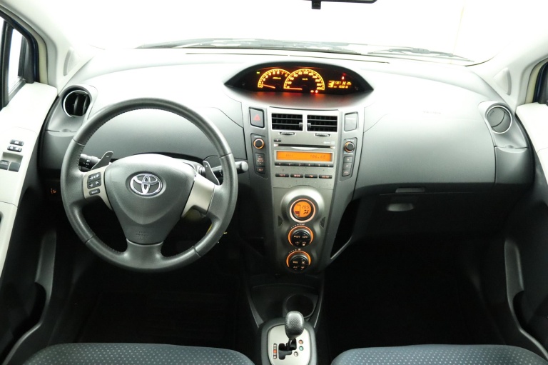 Toyota Yaris - 1.3 VVTi Aspiration 4