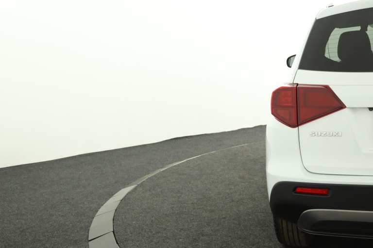 Suzuki Vitara - 1.4 Boosterjet Select Smart Hybrid 40