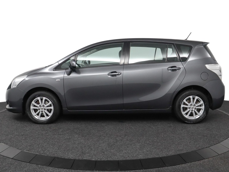 Toyota Verso - 1.6 VVT-i Aspiration 3