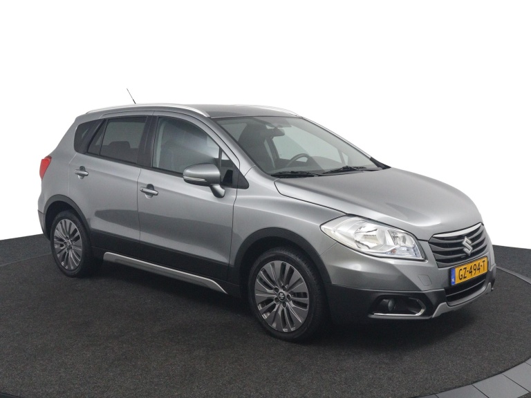 Suzuki SX4 S-Cross - 1.6 Exclusive 3