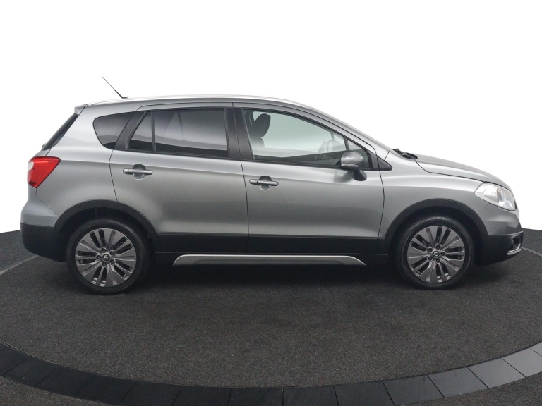 Suzuki SX4 S-Cross - 1.6 Exclusive 6
