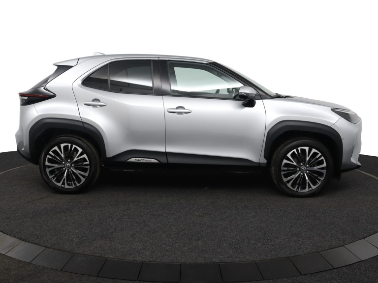Toyota Yaris Cross - 1.5 Hybrid Executive 13