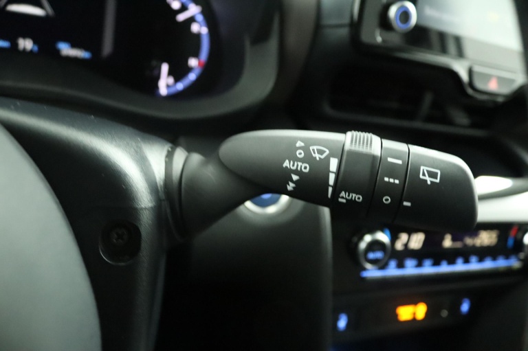 Toyota Yaris Cross - 1.5 Hybrid Executive 31