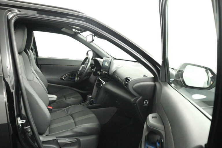 Toyota Yaris Cross - 1.5 Hybrid Adventure Limited 19