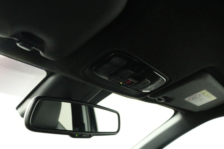 Toyota Yaris Cross - 1.5 Hybrid Adventure Limited 30