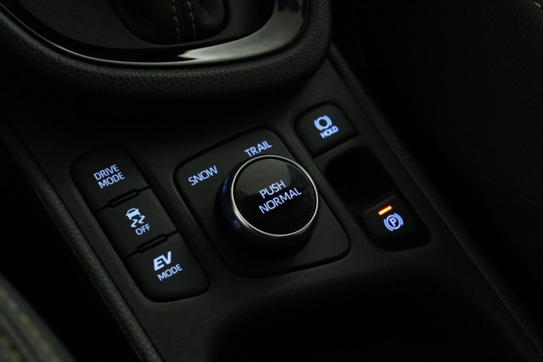 Toyota Yaris Cross - 1.5 Hybrid Adventure Limited 39