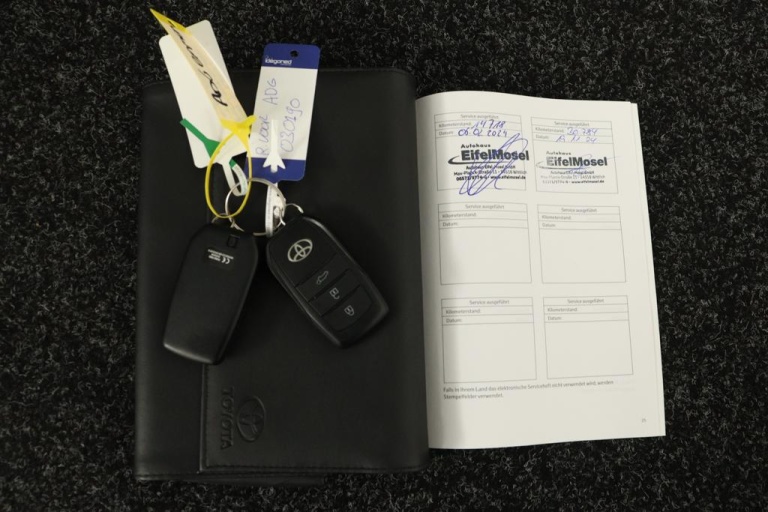 Toyota Yaris Cross - 1.5 Hybrid Adventure Limited 9