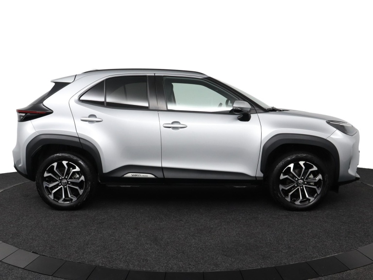 Toyota Yaris Cross - 1.5 Hybrid Dynamic 13