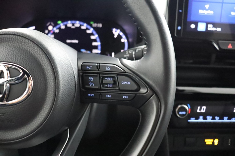Toyota Yaris Cross - 1.5 Hybrid Dynamic 21