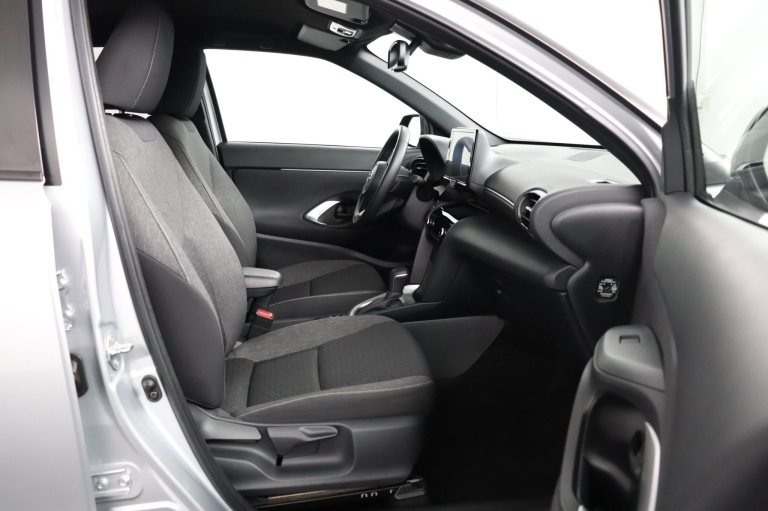Toyota Yaris Cross - 1.5 Hybrid Dynamic 22