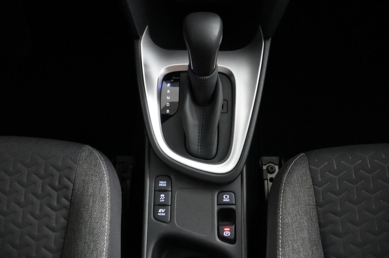 Toyota Yaris Cross - 1.5 Hybrid Dynamic 27
