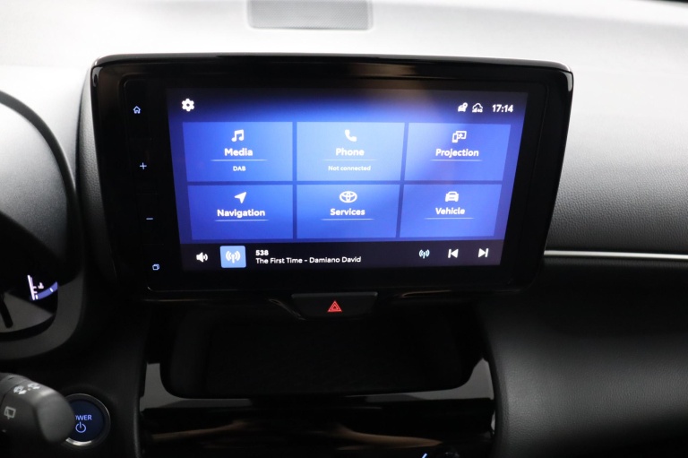 Toyota Yaris Cross - 1.5 Hybrid Dynamic 42