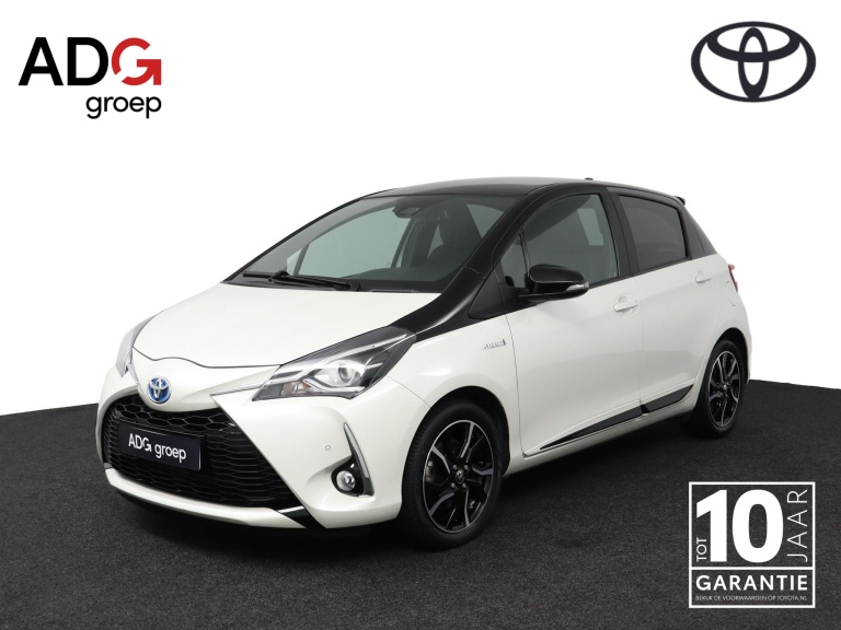 Toyota Yaris - 1.5 Hybrid Bi-Tone 1