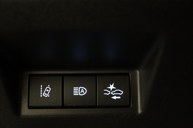 Toyota Yaris - 1.5 Hybrid Bi-Tone 35