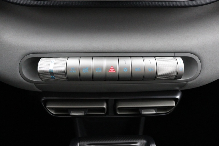 BYD DOLPHIN SURF - Comfort 43 kWh 37
