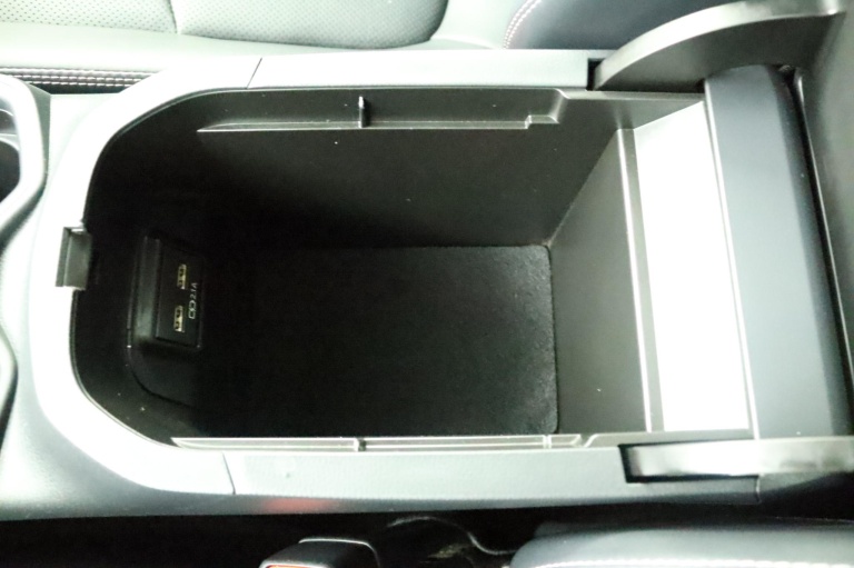 Toyota RAV4 - 2.5 Hybrid AWD Executive 67