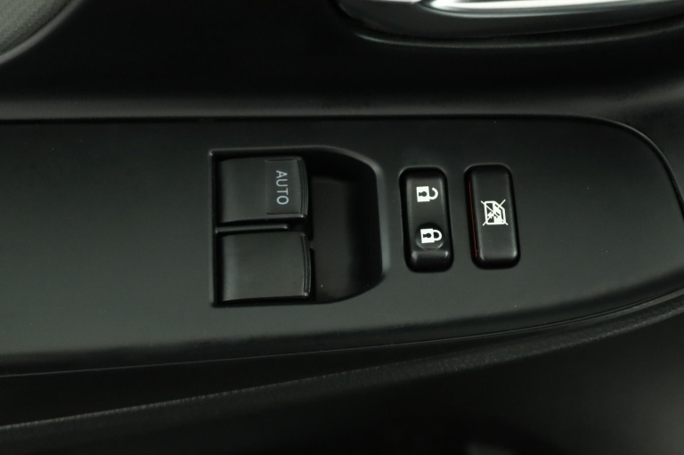 Toyota Yaris - 1.5 Hybrid Aspiration 28
