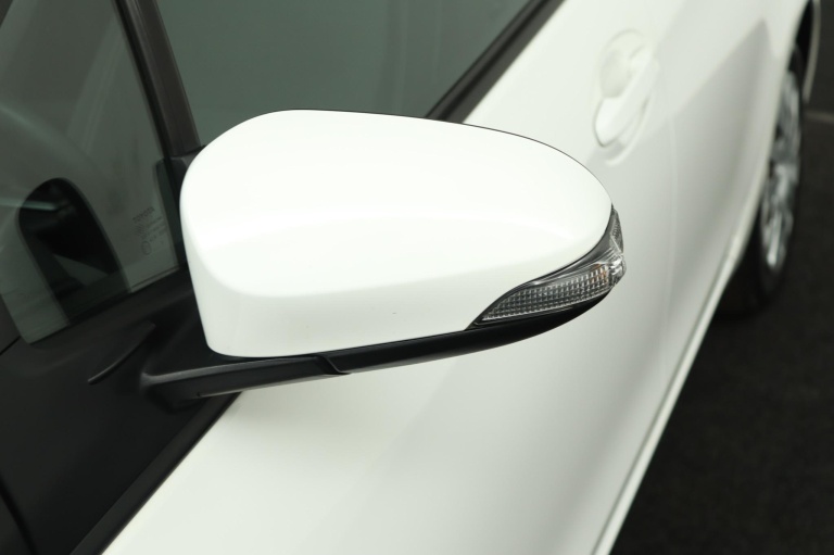 Toyota Yaris - 1.5 Hybrid Aspiration 36