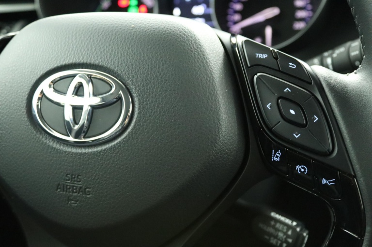 Toyota C-HR - 1.8 Hybrid Dynamic 21